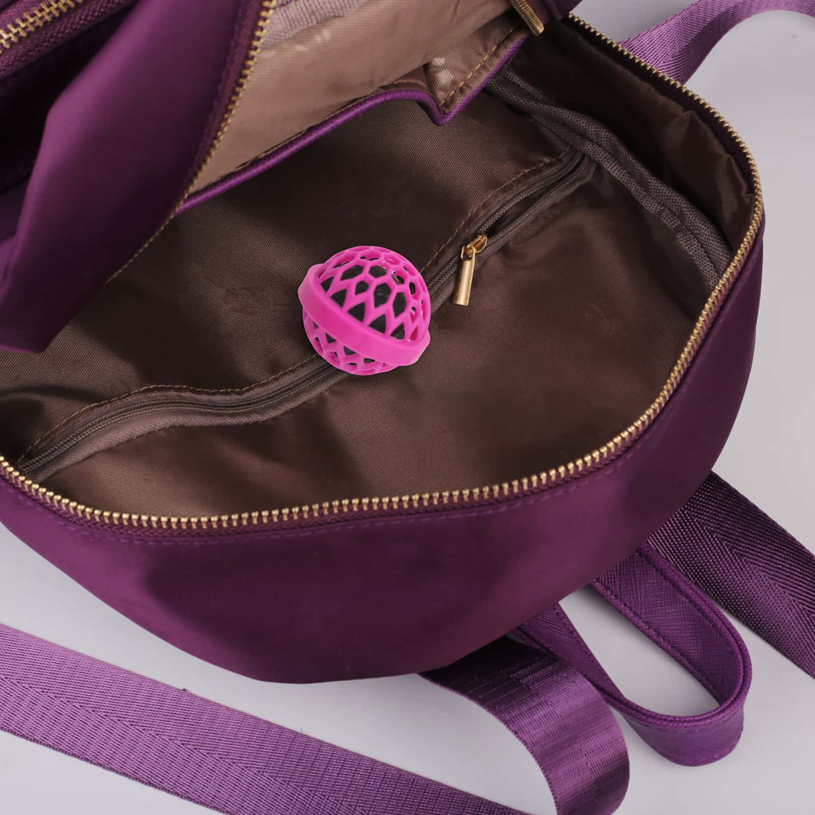 Reusable Sticky Cleaning Balls For Handbags – TREND LENCY