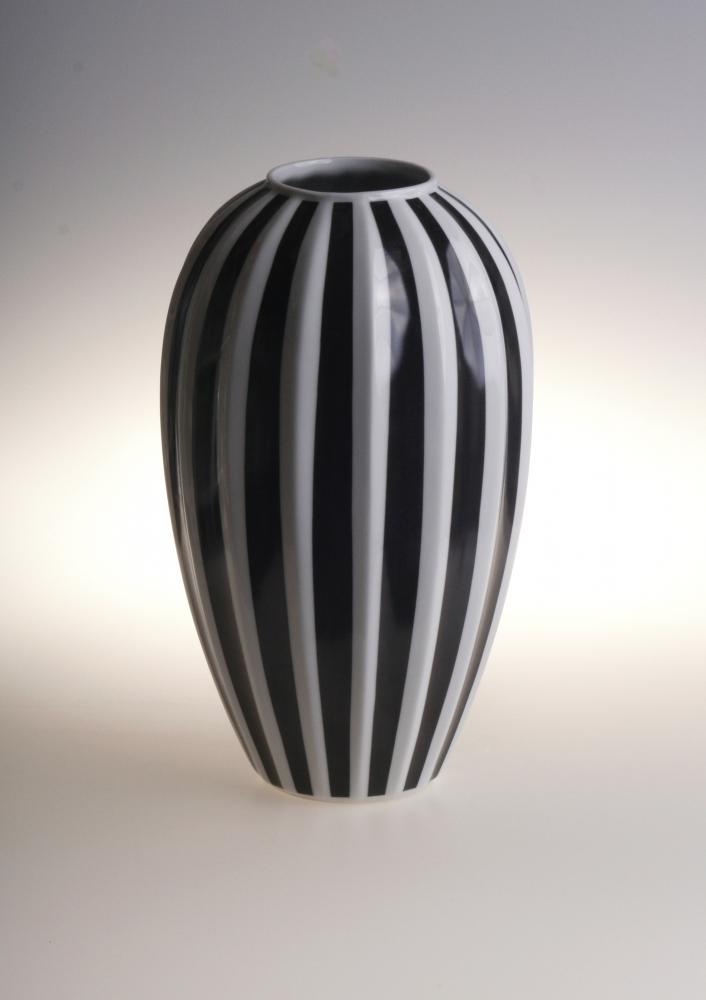 Retro Style Porcelain Flower Vase l 12” height